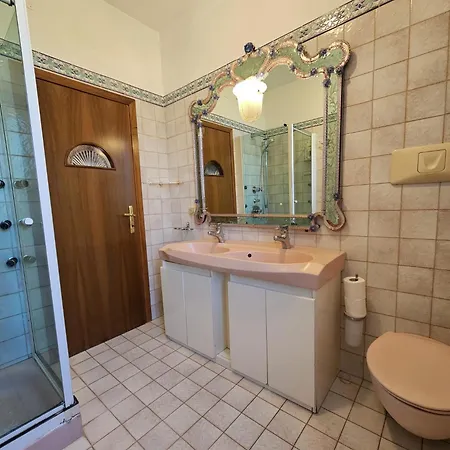 Apartment Ca Arivanlial Venice Lido di Venezia